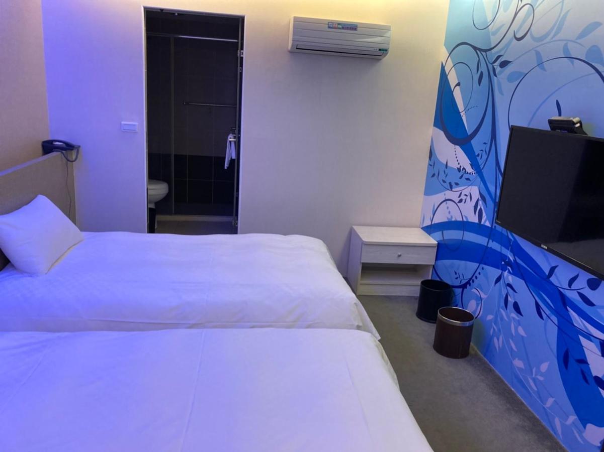 Shun-Yi Business Hotel Цзяи Экстерьер фото