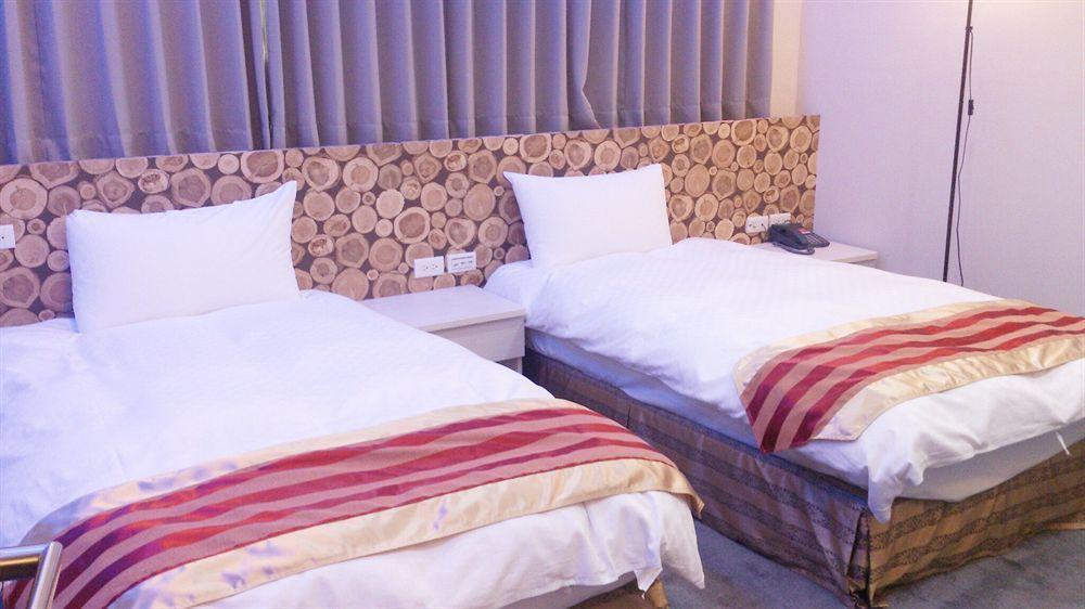 Shun-Yi Business Hotel Цзяи Экстерьер фото