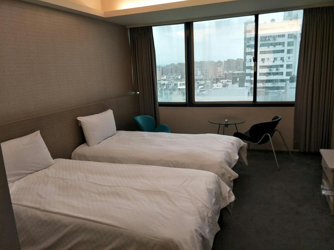 Shun-Yi Business Hotel Цзяи Экстерьер фото